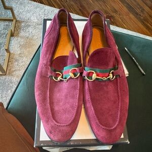 Men’s maroon Gucci oxford